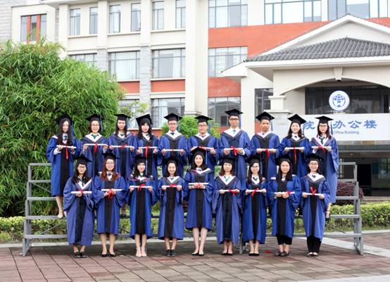 伟德bv国际体育2017届会计硕士(MPAcc)CIMA班全体毕业生